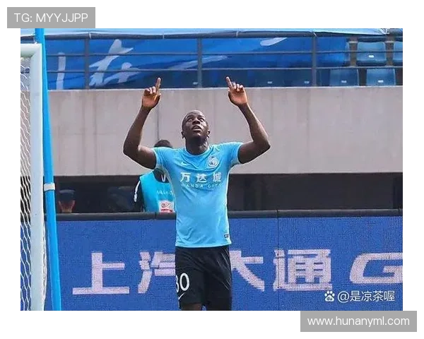 大连鲲城官宣签挪威汉森强援